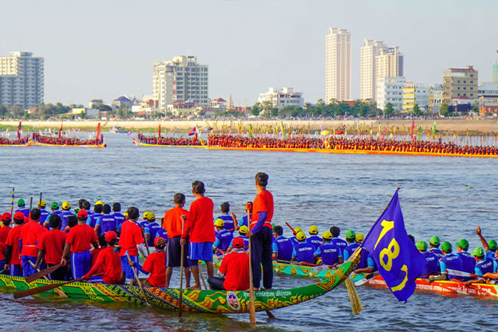 Bon Om Touk (Water Festival)